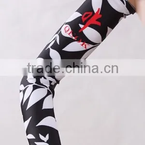 Coolmax Compression Arm Sleeve for Running and Sports thumbnail-3