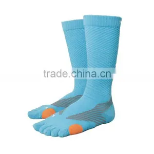Non-Slip Woolen Knee High Toe Socks thumbnail-3