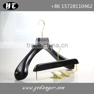 High End Custom Wooden Hanger Wide Shoulder Wooden Hanger for Suits thumbnail-2