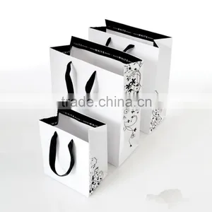 White Fashion Paper Shopping Bag thumbnail-2