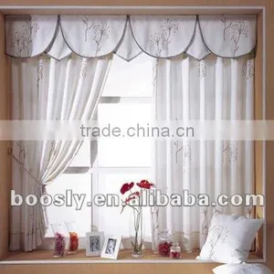 Window Curtain thumbnail-1