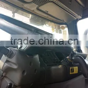 Four Sets of Scania Tractor Head P380 2x8 Model Promotion for Sale Used Scania Tractor Head P380 Volvo FM12 Head thumbnail-5