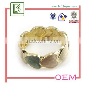 Simple Customized Design Gold Bangles for Women thumbnail-2