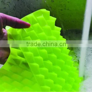 Multipurpose Flexible Non Stick Fat Reducing Silicone Cooking Mat thumbnail-4