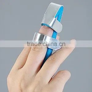Fingertip or Middle Finger Knuckle Bone Fracture Finger Splint thumbnail-1