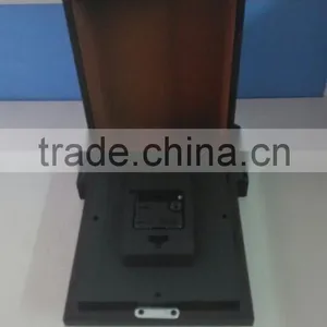Wooden Carriage Desk Clock thumbnail-4