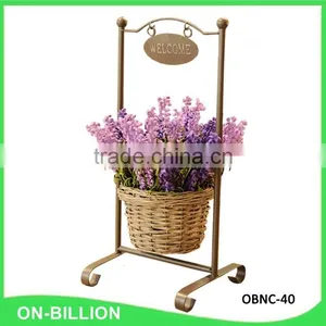 Cheap Vintage Wholesale Wicker White Flower Basket With Plastic Liner thumbnail-5