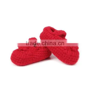 2015 New Design Floral Hand Made Crochet Shoes for Children thumbnail-4