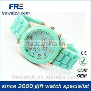 2015 Fashion Colorful Silicone Watch for Lady Hot Sales Women Silicone Watch thumbnail-3