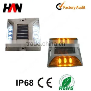 Solar LED Flashing Aluminium Road Studs thumbnail-3