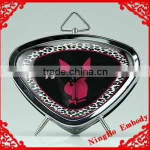 Retro Digital Table Top Decorative Triangle-shaped Metal Alarm Clock thumbnail-1