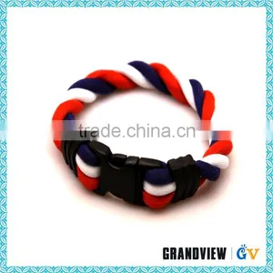 Pretty High Quality Green-red-pink Sports Necklace Wholesale thumbnail-3