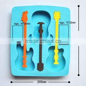 Free Sample NEW Special Cool Fashion Jazz Party With Stirrer Guitar Shaped Silicon Ice Cube Tray thumbnail-4