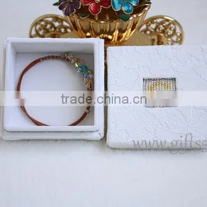 Elegant White Wedding Jewelry Gift Boxes With Beaded Name Plate of G thumbnail-1