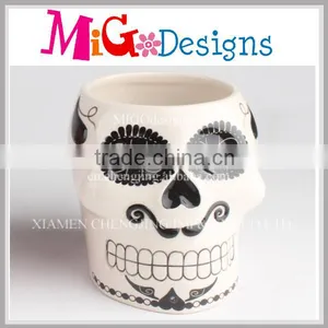 White Ceramic Skull Pot Without Lid Cute Paint OEM thumbnail-1