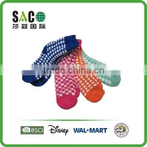 Fashion Warm Fluffy Small Block Colourful Women Socks thumbnail-5