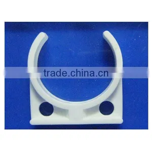 Large Plastic Pipe Clip thumbnail-1