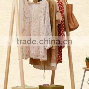 Simple Wooden Coat Hanger thumbnail-3