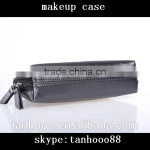 Fashion Style Black Shell Shape Leather Makeup Bags Cases thumbnail-3
