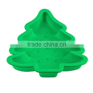 Silicone Cake Mold thumbnail-1
