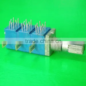RK097G6L 12mm Size Potentiometer thumbnail-1