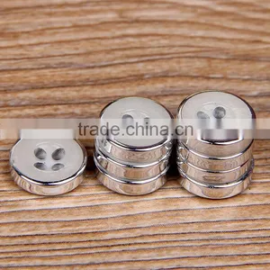 Sew on 4 Holes Resin Button for Clothing thumbnail-1