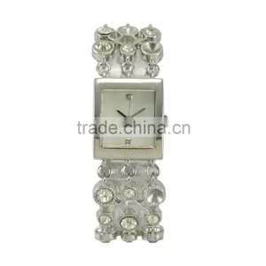 New Models Unique Design Big Diamond Bands Alloy Quartz Jewelry Watch thumbnail-3