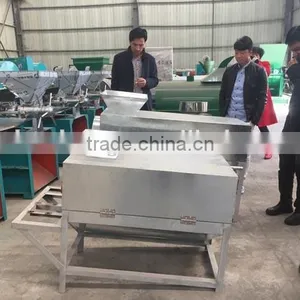 Small Green Walnut Peeling Washing Dehusking Machine thumbnail-4