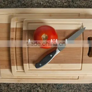 3-Piece Bamboo Cutting Board Set With Juice Groove and Handle thumbnail-2