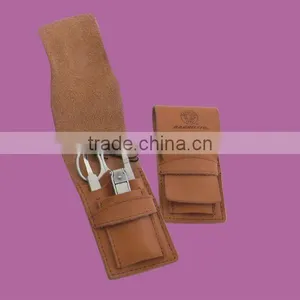 4pcs Manicure Set With Case thumbnail-1