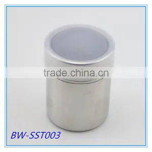 Stainless Steel Dredge Pepper Salt Sugar Spice Fine Mesh Shaker With Cover thumbnail-1