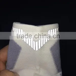 T-shirt Heat Transfer Colorful Logo Material Reflective Printing Film thumbnail-4