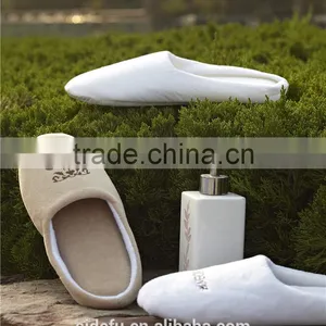 High Quality Customized Embroidered Hotel Coral Fleece Slipper thumbnail-3