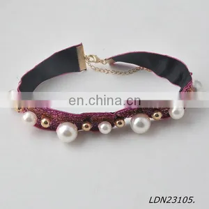 Pearl Beaded Choker thumbnail-1