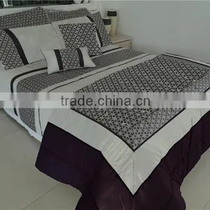 Patchwork Quilted Lace Comforter thumbnail-1