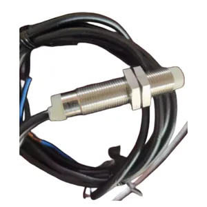 XS212 Sapal2 Schneider Proximity Switch Marine thumbnail-1