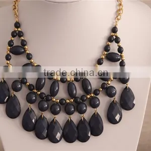 Fashion Dark Color Acrylic Beads Necklace Women Necklace Jewelry thumbnail-3