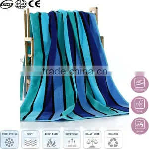 Blue Cut Pile Jacquard Bath Towel thumbnail-1