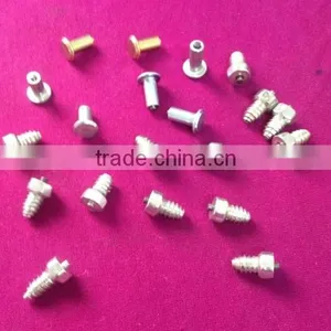 Cemented Carbide Rubber Studded Tyre Nails thumbnail-1