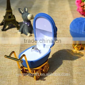 Adroable Blue Velvet Baby Stroller Antique Style Ring Box thumbnail-2