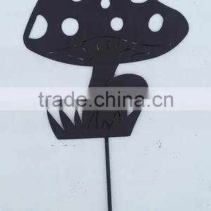 Garden Stake With Mushroom Decoration thumbnail-1