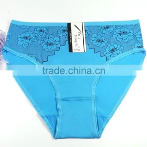 Breathable Cotton Panties With Flower Printing Grils Briefs Sexy Lingerie thumbnail-3