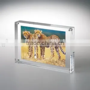 Wholesale Magnetic Photo Frame Made of Eco-friendly Material Acrylic thumbnail-5