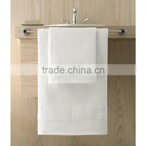 Made in China Promotional Luxury Custom Bath and Body Gift Set thumbnail-1