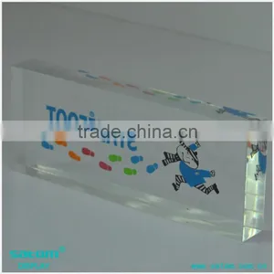 China Factory Manufacture Acrylic Photo Frame thumbnail-2
