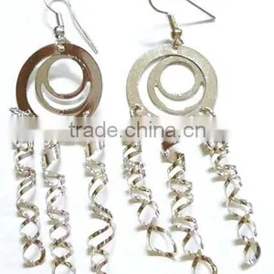 Fashion Earring With Bend Strip Pendant thumbnail-1