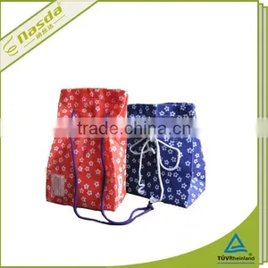 Non Woven Strawing Flat Pocket With Velcro Gift Bags thumbnail-1