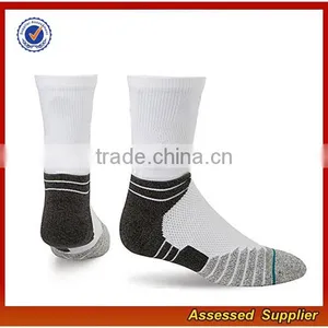Wholesale Custom High Quality Athletic Sport Basketball Running Men and Women Low Cut Socks JH61 thumbnail-3