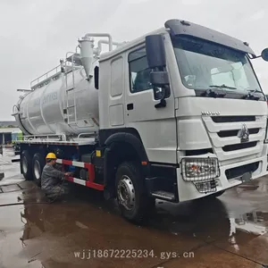 Sinotruk Howo 8x4 Rear Axle 371hp Export Type Sewage Suction Truck, 6x4 Right-hand Drive Vacuum Sewage Suction Truck thumbnail-1