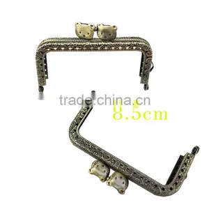 2015 New Design ,hello Kitty Series Kiss Lock Metal Coin Bags Purse Frame Have Stock thumbnail-2